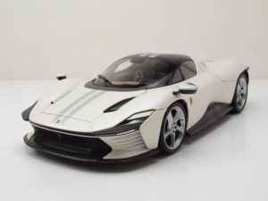 FERRARI DAYTONA SP3 WHITE 1:18 BBURAGO, BBURAGO